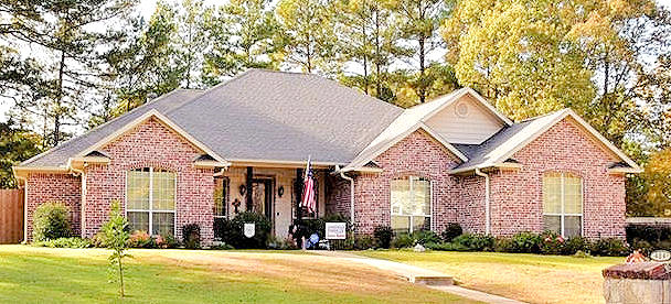 Stallings home, 404 Shady Bend, Quitman.